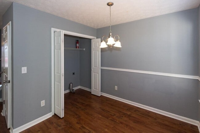 Building Photo - 178 Blake Ave