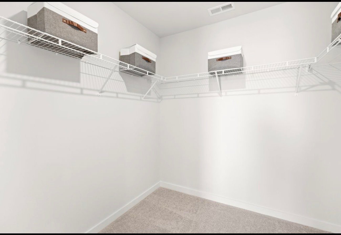 Building Photo - 1672 Manuka Ln