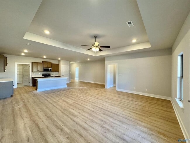 Building Photo - 12665 Whitcomb Cir