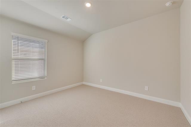 Building Photo - 519 Huntley Dr