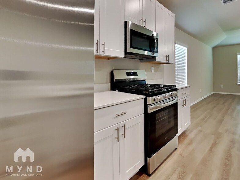 Building Photo - 1447 Cedar Plns Ct