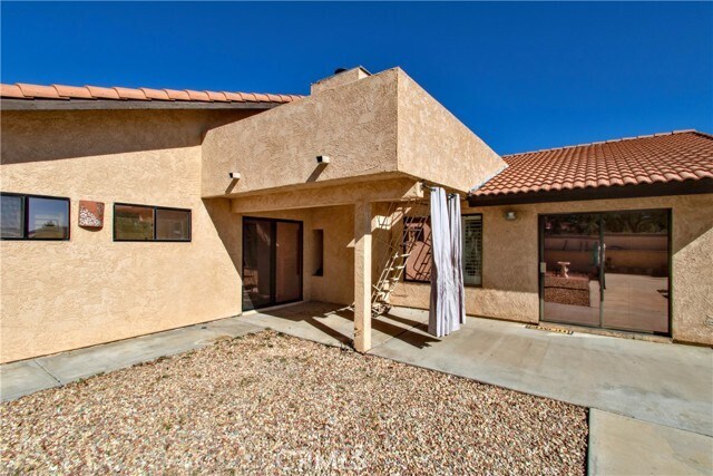 Building Photo - 64337 Doral Dr