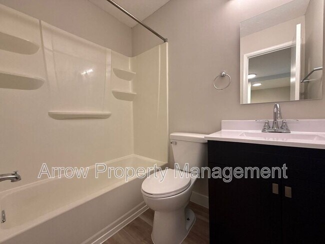 Building Photo - 2206 K St