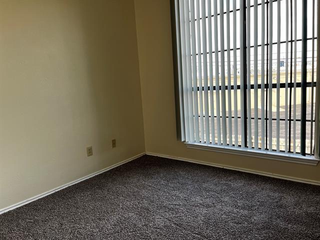 Building Photo - 611 Oriole Blvd