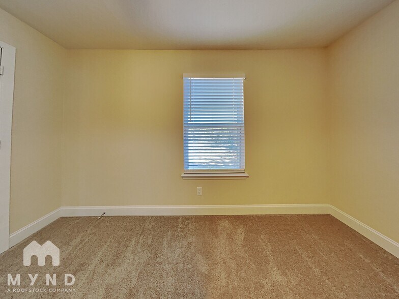 Building Photo - 2703 Stellar Ct