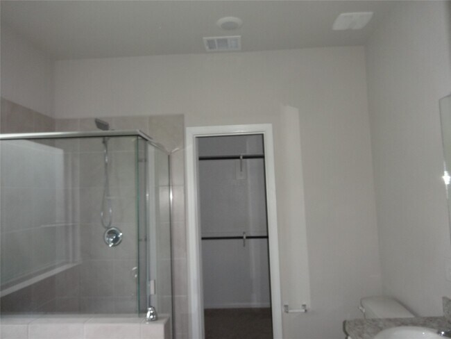 Building Photo - 2116 Graham Pt Wy