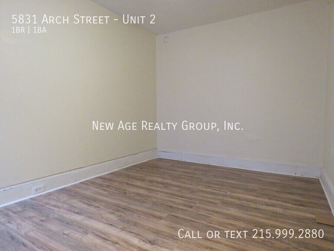 Building Photo - Charming New 1 Bedroom Apartment Rehab in ...