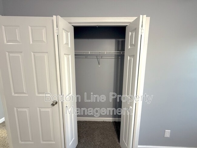 Building Photo - 13446 Cassington Ct