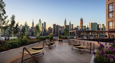 Building Photo - 1 bedroom in LONG ISLAND CITY NY 11109