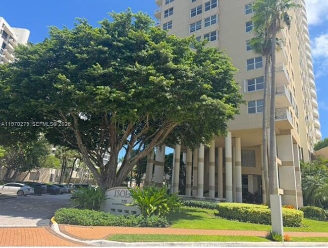 Building Photo - 770 Claughton Island Dr