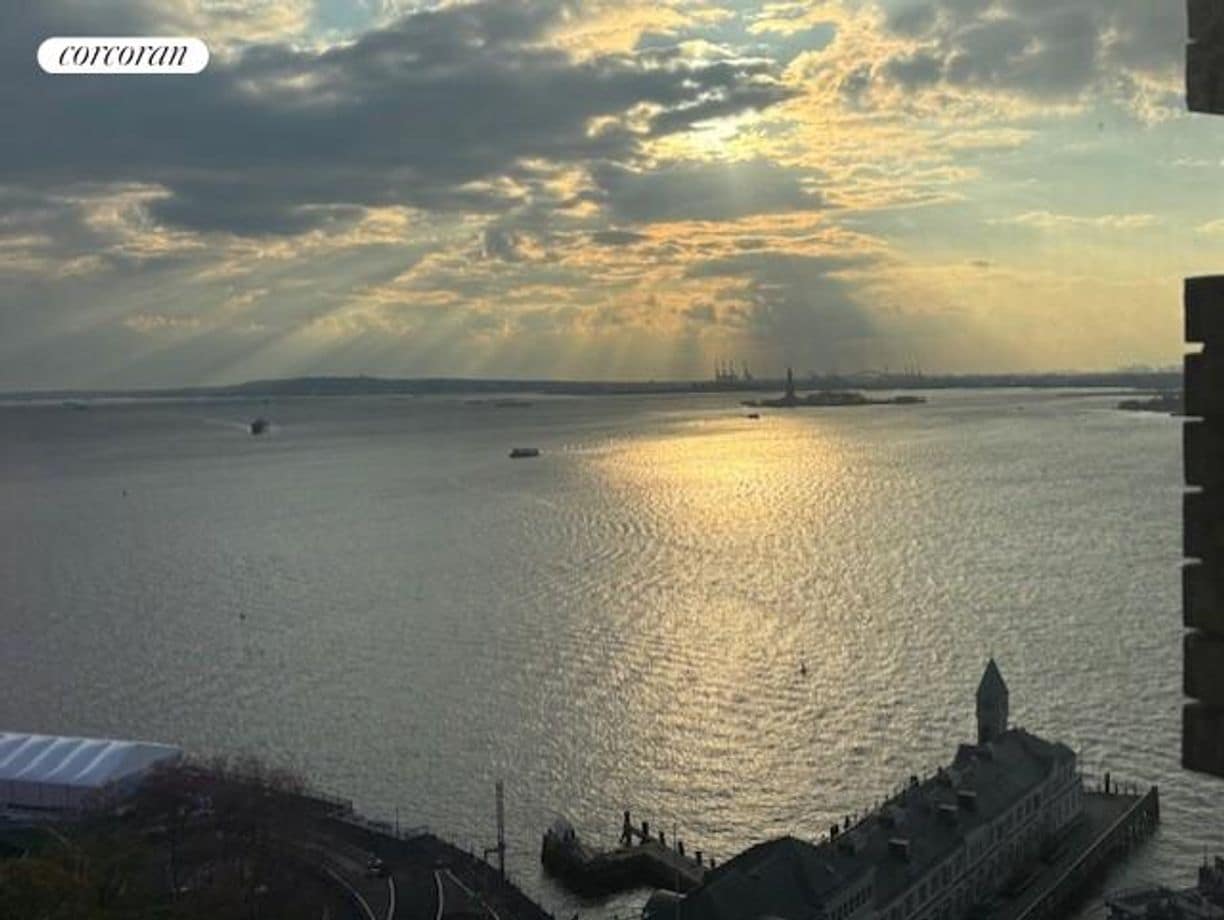 Building Photo - 1 West St