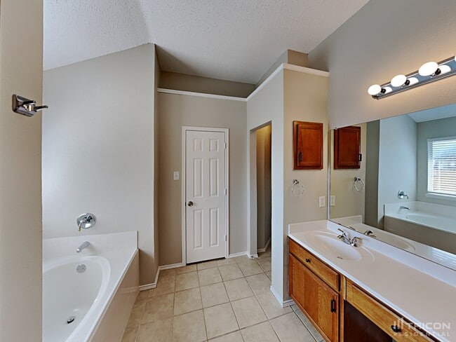 Building Photo - 11017 Deer Trail