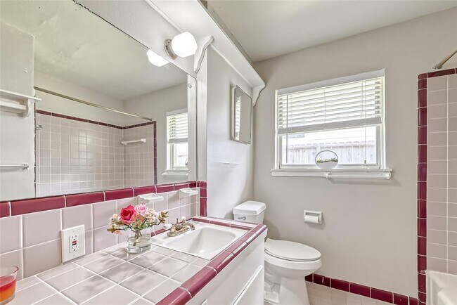 Building Photo - 4117 Lemac Dr