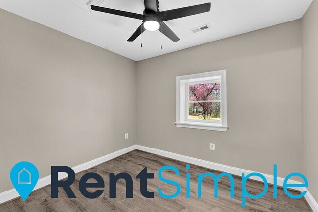 Building Photo - 5541 Sperryville Pike