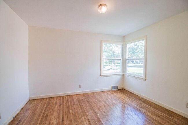 Building Photo - 41 Jasper Parrish Dr