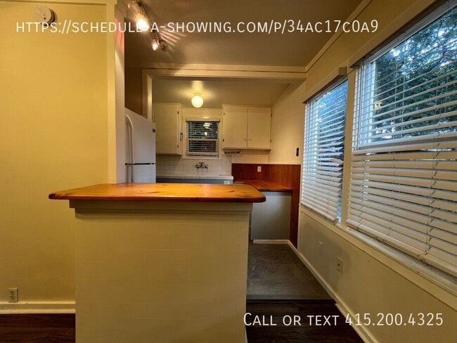 Building Photo - Spacious 1 bedroom 1 bath Home in Scotts V...