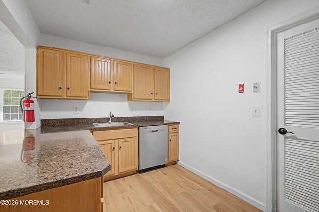 Building Photo - 15 Nashville Ct