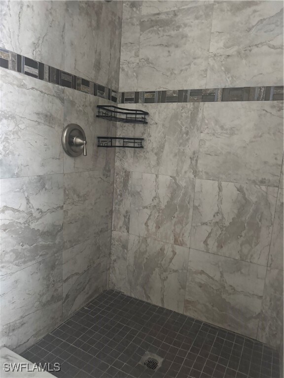 Building Photo - 533 Leawood Cir