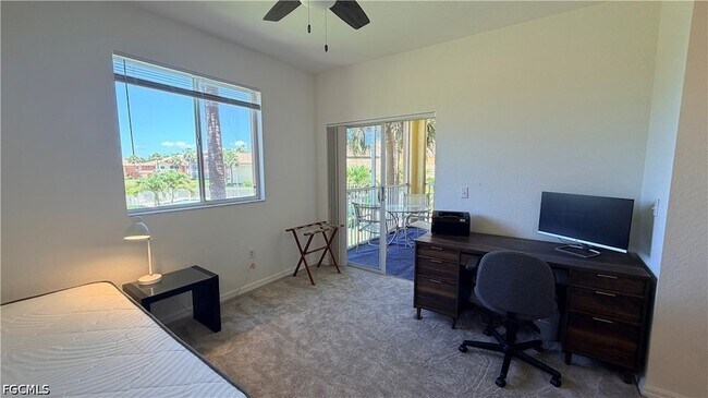 Building Photo - 6490 Aragon Way