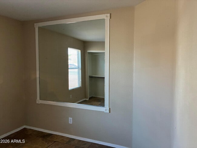 Building Photo - 8981 W Maryland Ave