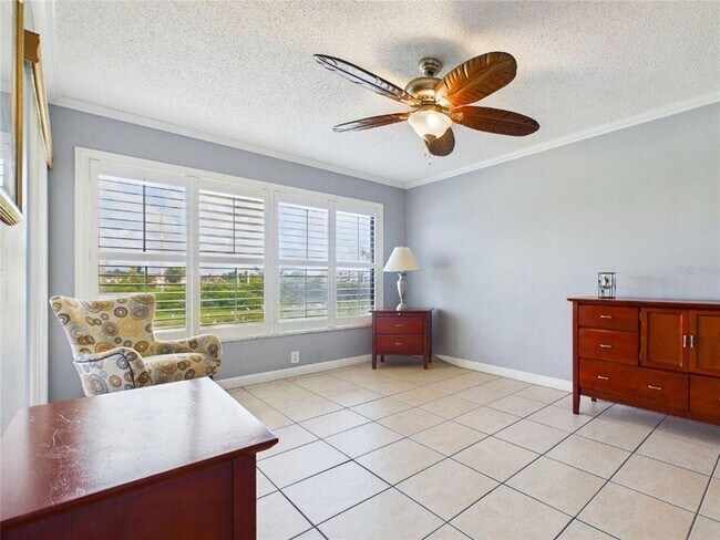 Building Photo - 6335 Palma Del Mar Blvd S