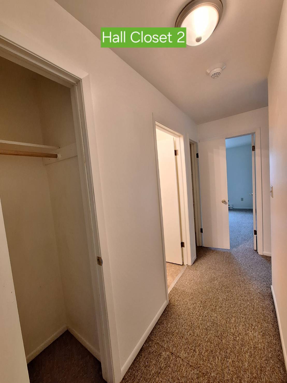 Building Photo - 1215 W Beckert Rd