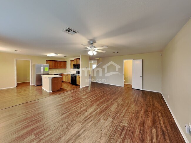 Building Photo - 13205 Vizquel Loop