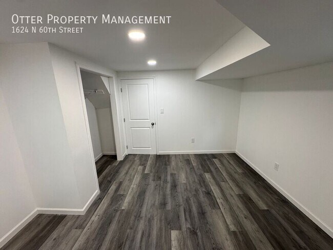 Building Photo - 1624 N 60th St