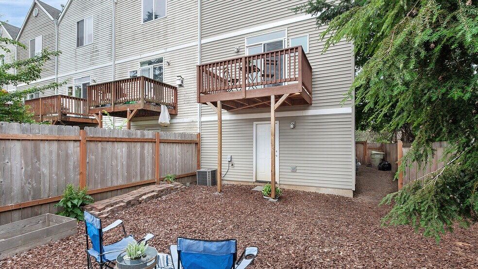 Building Photo - 17387 SW Novato Ln