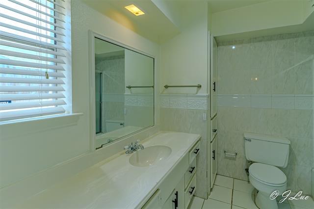 Building Photo - 7040 Briarmeadow Dr