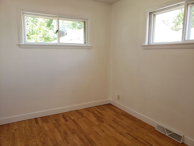 Building Photo - 3 bed 1.5 bath single family home in Wausau