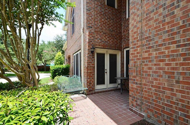 Building Photo - 4210 Greystone Way