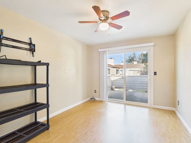 Building Photo - 2/2 Monterey Condo now available for rent