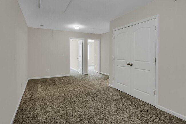 Building Photo - 2144 Belmont Cir NE