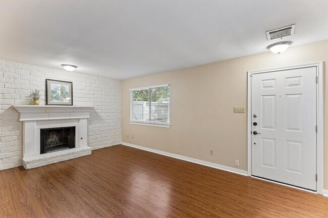 Building Photo - 8340 Fathom Cir