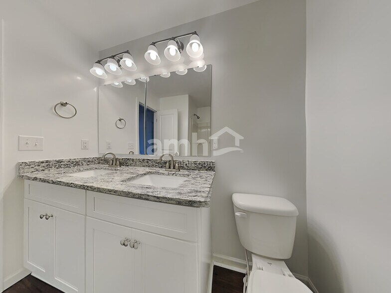 Building Photo - 7141 Lawgiver Cir
