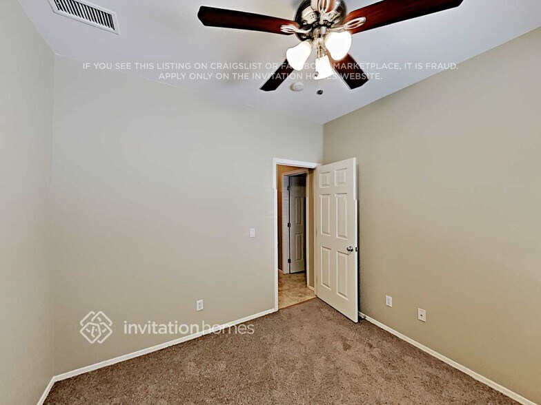 Building Photo - 7627 E Boise St