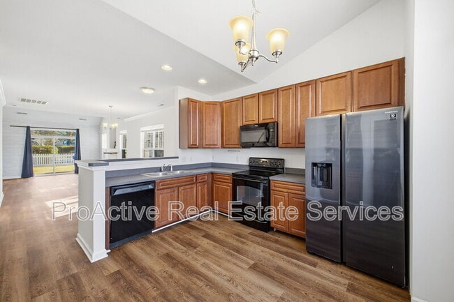 Building Photo - 2021 Livingston St