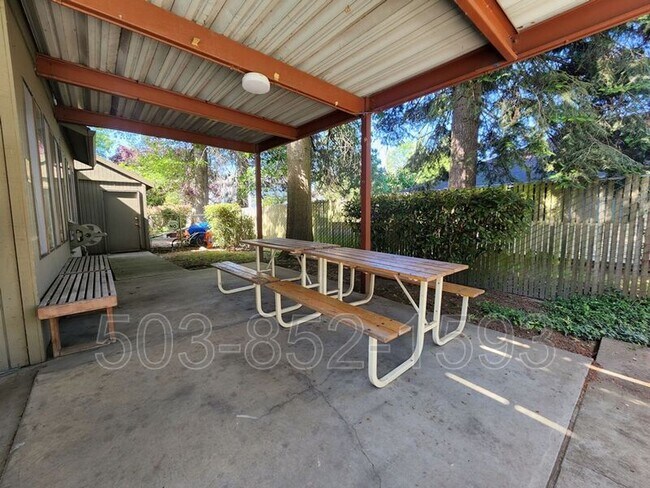 Building Photo - 4852 SW MURRAY Blvd