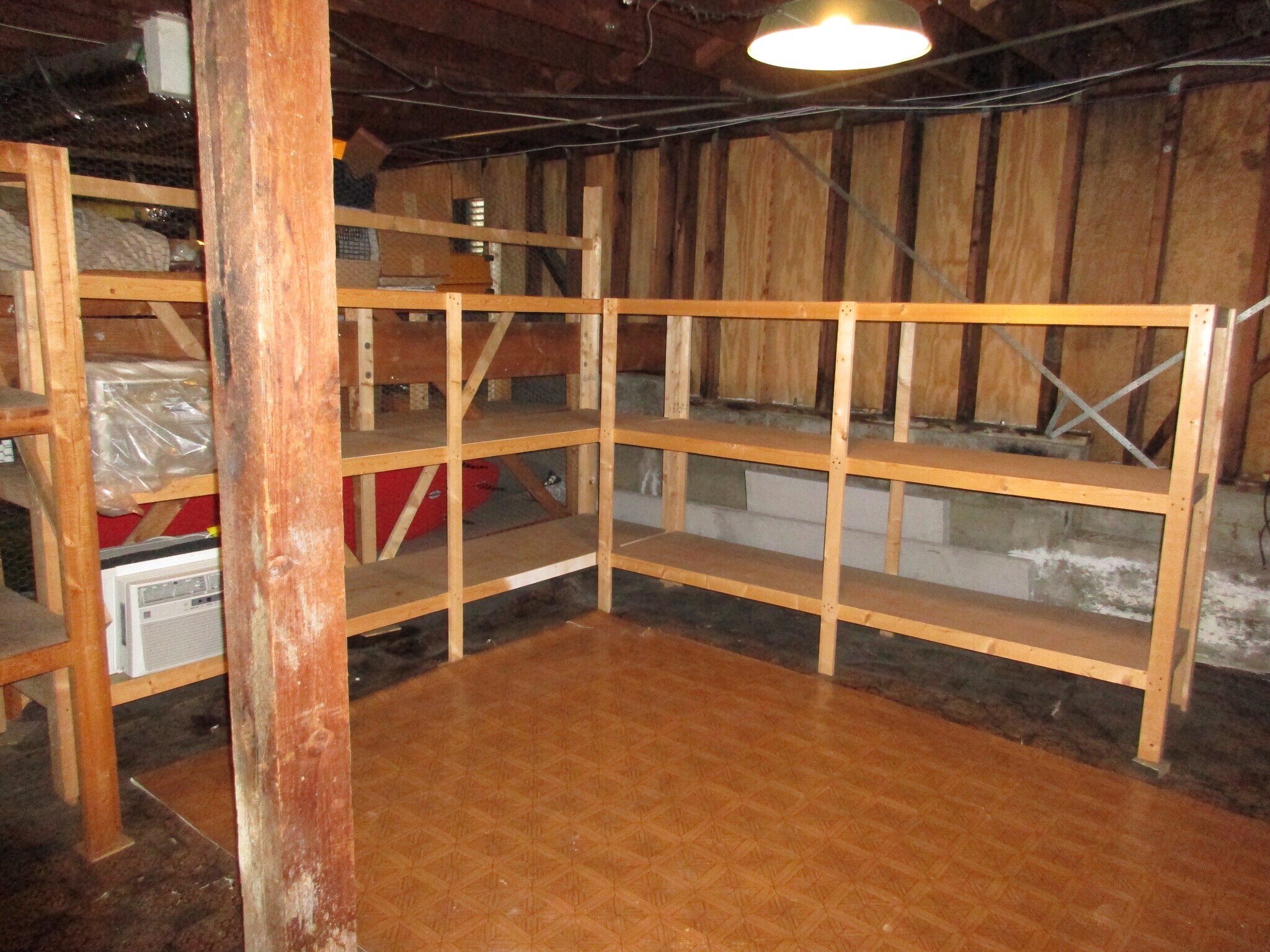 Basement - 1922 N Hoover St