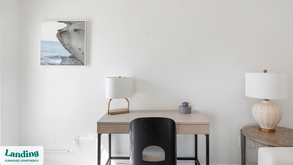 Building Photo - 5272 Tamarus St