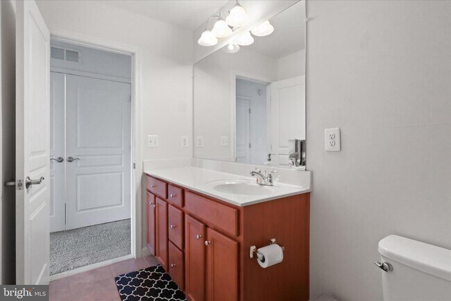 Building Photo - 14766 Malloy Ct