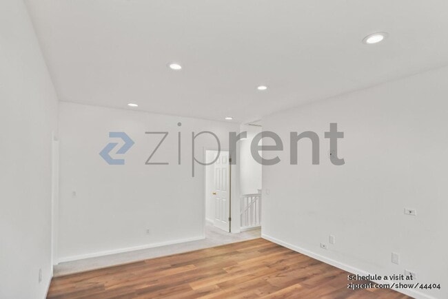 Building Photo - 3106 Snowdrop Cir