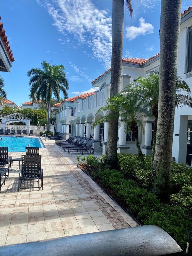 Building Photo - 11032 Legacy Dr