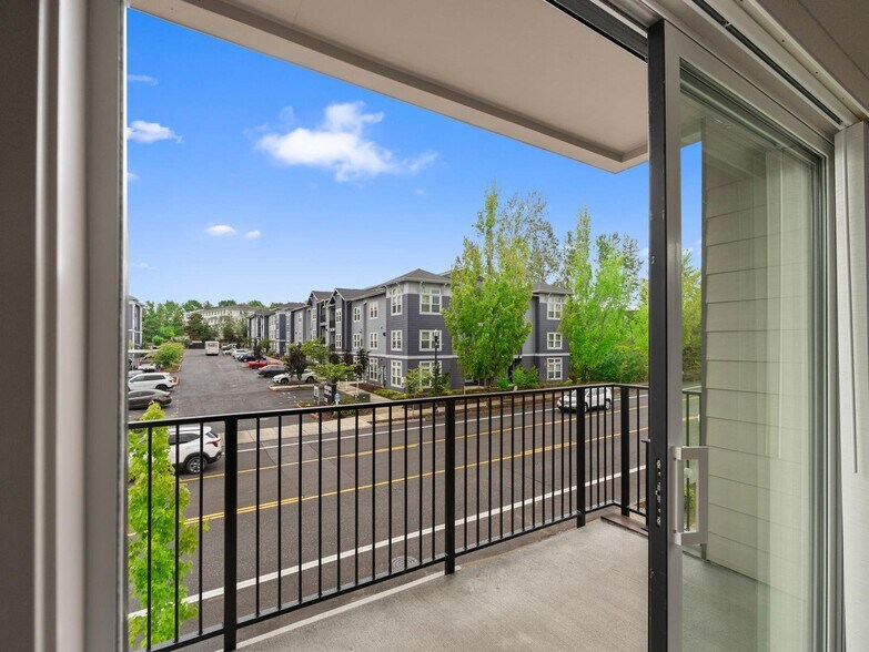 Building Photo - 21929 NE Halsey St