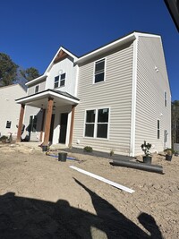 Building Photo - 169 N Clarendon Dr