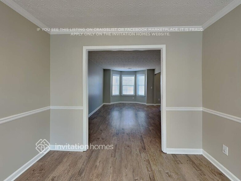 Building Photo - 2027 Pierce Way