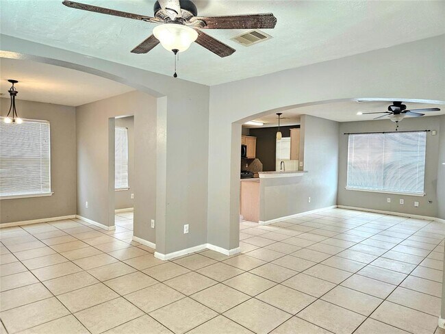 Building Photo - 18930 Larkspur Hills Dr