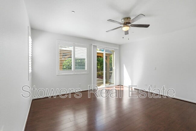 Building Photo - 651 N Andalusia Way