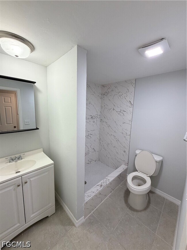 Building Photo - 14713 Kimberly Ln